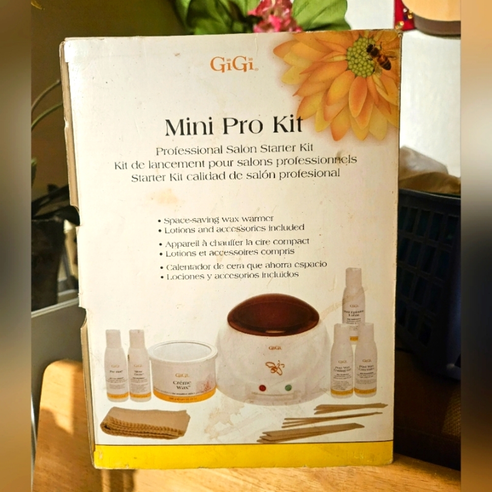 GiGi mini pro waxing kit